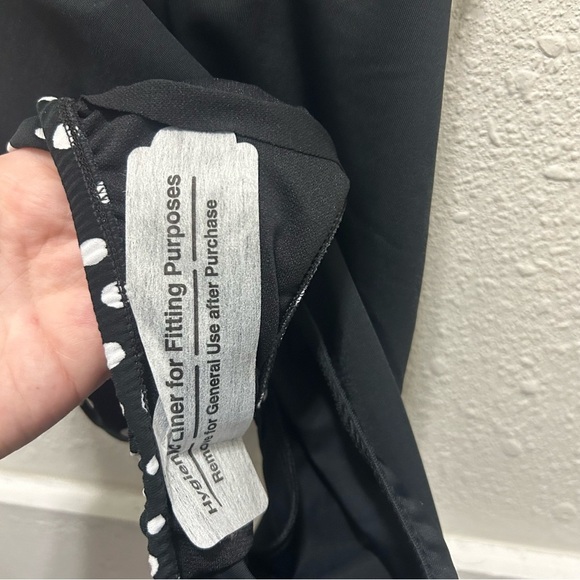 Trimshaper Jean One Piece Black with Polka Dots NWT Size 8 - Picture 8 of 9